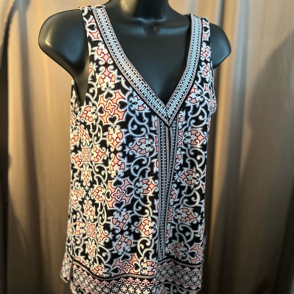 White House Black Market red, white and blue design tank size unknown-M/L